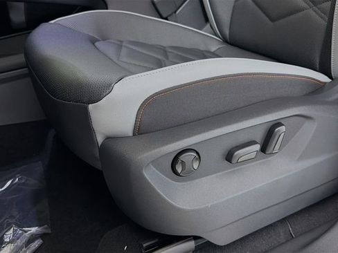 New 2026 Volkswagen Atlas Peak Edition AWD/4WD image 22