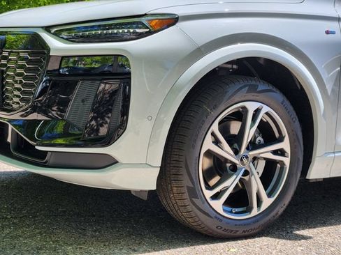 New 2027 Audi Q6 e-tron Premium Plus AWD/4WD image 7