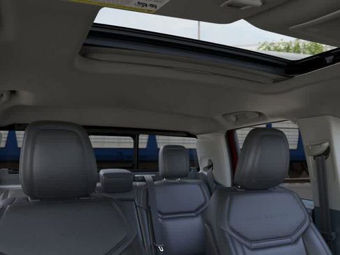 New 2026 Ford Maverick Lariat AWD/4WD image 12