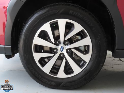 Used 2025 Subaru Outback Premium AWD/4WD image 26