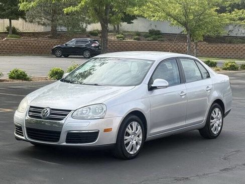Used 2009 Volkswagen Jetta S FWD image 8