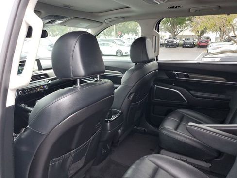 Used 2022 Kia Telluride SX w/ Nightfall Edition Package image 7
