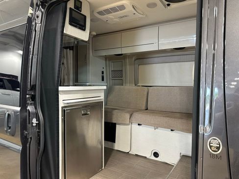 Used 2021 RAM ProMaster 1500 w/ Convenience Group FWD image 13