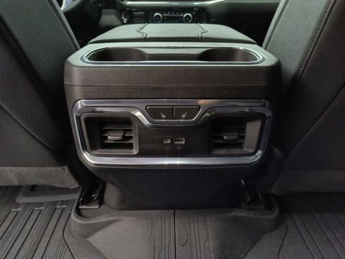 Used 2024 GMC Sierra 2500 SLT w/ SLT Premium Package image 21