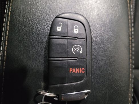 Used 2017 Jeep Compass Latitude w/ Popular Equipment Group AWD/4WD image 32