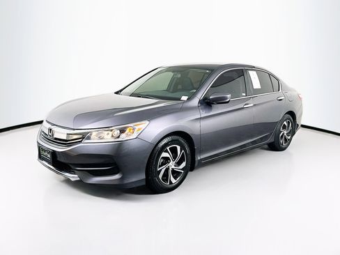 Used 2017 Honda Accord LX image 3