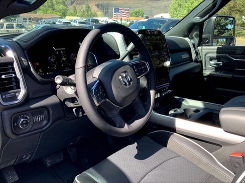 New 2025 RAM 2500 Laramie w/ Towing Technology Group image 8