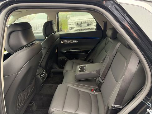 New 2026 Genesis GV70 2.5T image 13