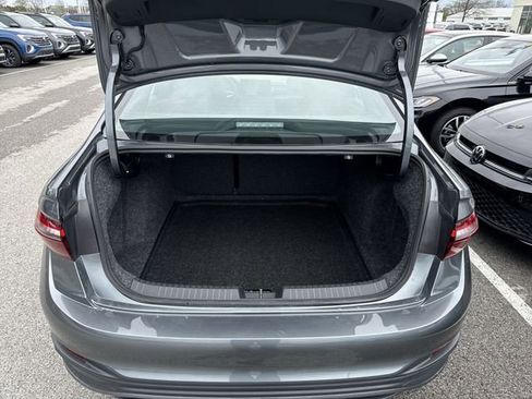 Used 2025 Volkswagen Jetta Sport image 23
