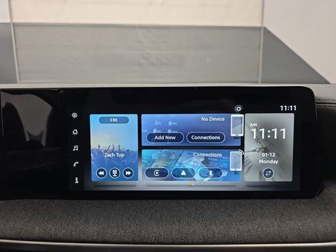 Used 2025 Nissan Kicks SV image 31