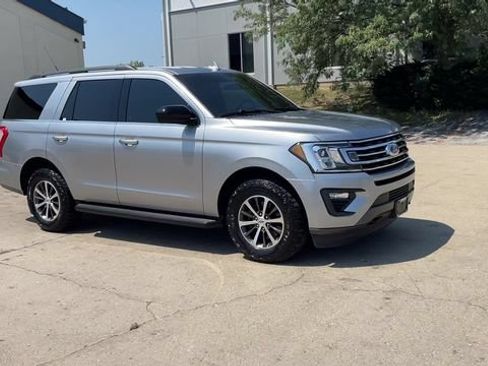 Used 2021 Ford Expedition XL AWD/4WD image 2