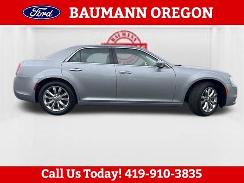 Used 2017 Chrysler 300 C AWD/4WD image 2
