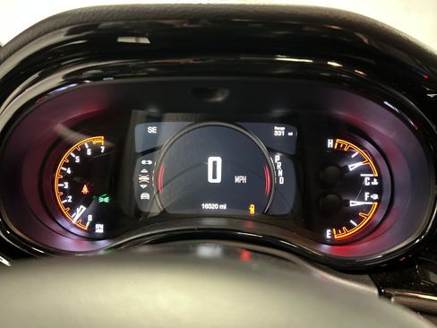 Used 2025 Dodge Durango GT image 16