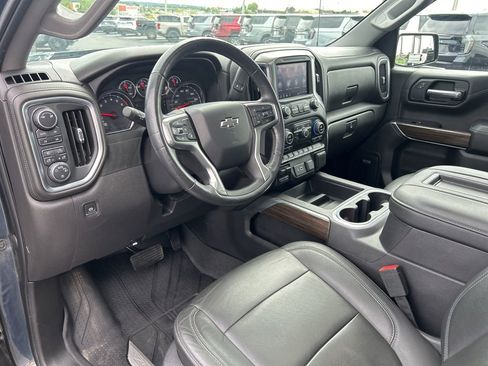 Used 2019 Chevrolet Silverado 1500 LT Trail Boss AWD/4WD image 8