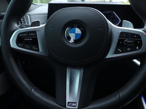 Used 2025 BMW X5 sDrive40i w/ M Sport Package RWD image 30