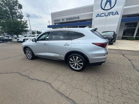 Used 2026 Acura MDX SH-AWD w/ Technology Package image 6