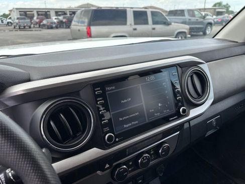 Used 2023 Toyota Tacoma SR5 RWD image 18