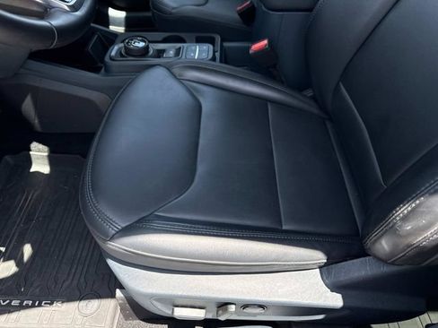 Used 2024 Ford Maverick Lariat w/ Black Appearance Package AWD/4WD image 19