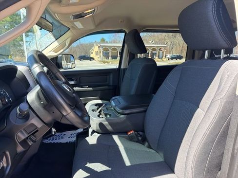 Used 2019 RAM 2500 Tradesman AWD/4WD image 9