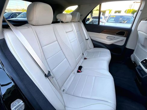 Used 2020 Mercedes-Benz GLE 450 4MATIC image 19