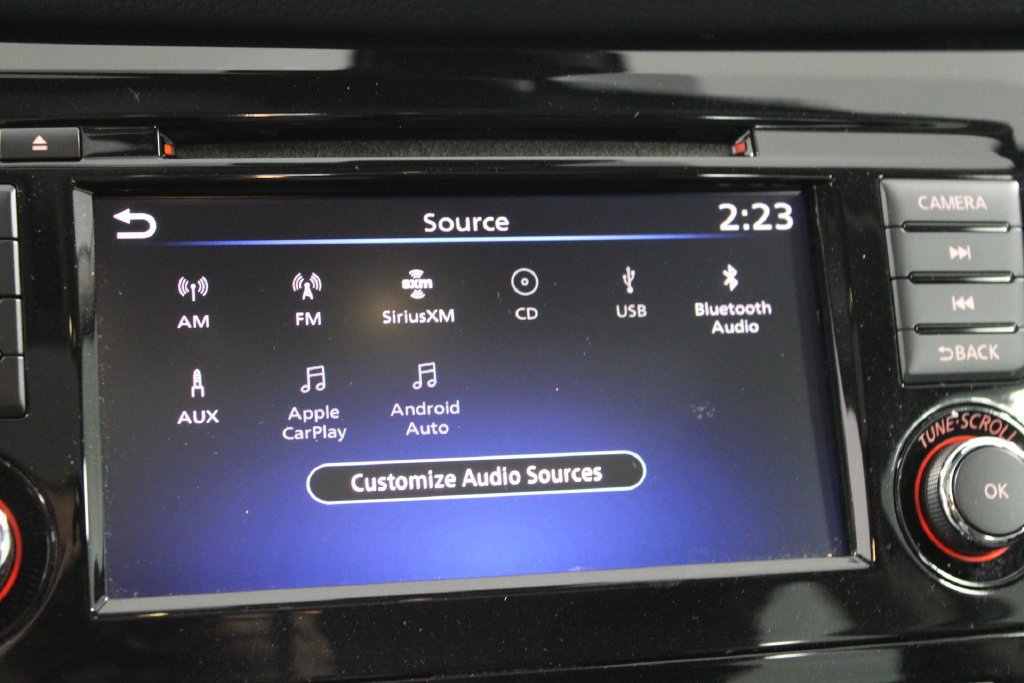 Used 2019 Nissan Rogue Sport SL w/ Premium Package FWD image 54