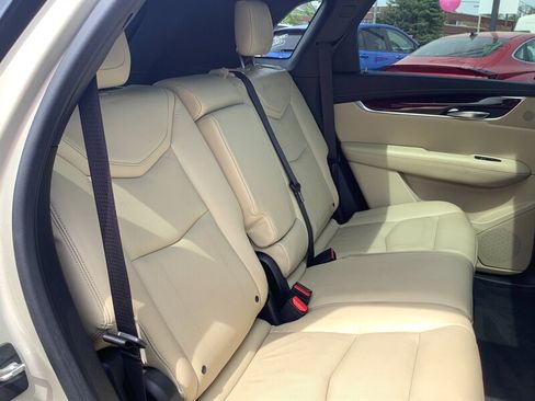 Used 2017 Cadillac XT5 Premium Luxury AWD/4WD image 15