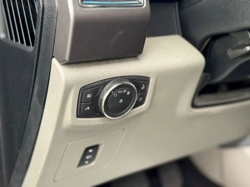 Used 2017 Ford F150 XLT w/ Equipment Group 302A Luxury RWD image 29
