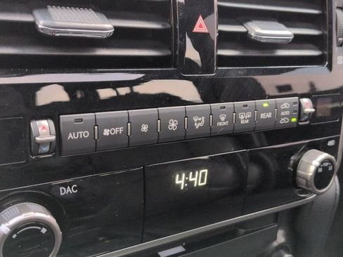 Used 2022 Lexus GX 460 Premium w/ Premium Plus Package image 23