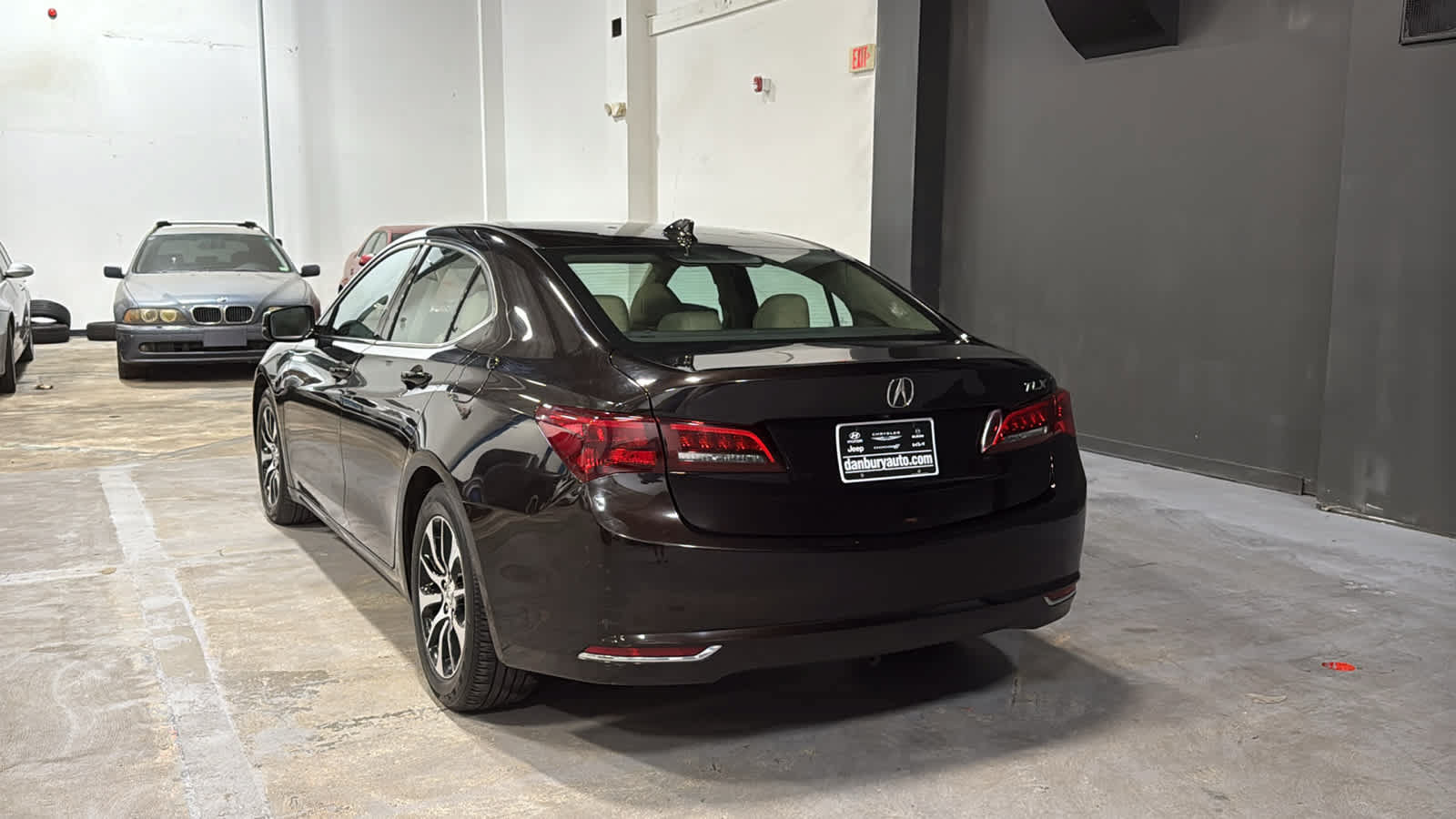 Used 2015 Acura TLX w/ Technology Package FWD image 6