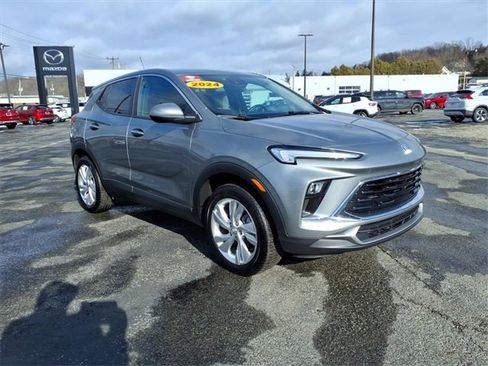 Used 2024 Buick Encore GX Preferred image 2