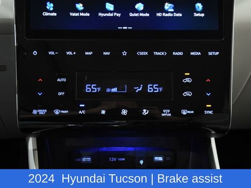 Used 2024 Hyundai Tucson Limited AWD/4WD image 18
