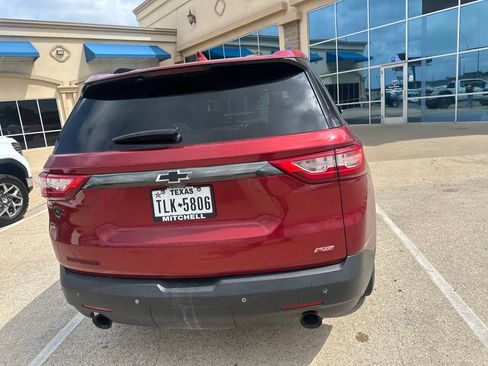 Used 2019 Chevrolet Traverse RS FWD image 8