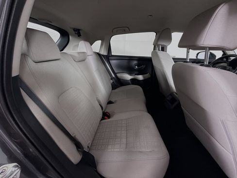 Certified 2026 Honda HR-V LX image 32