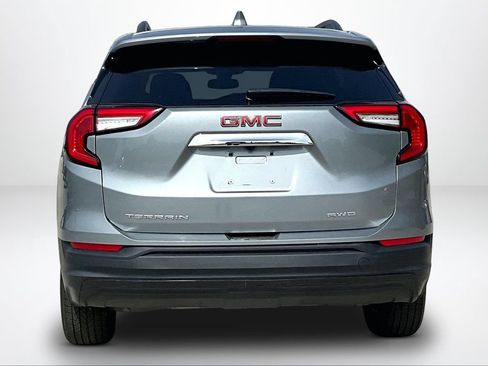 Used 2023 GMC Terrain SLE w/ Driver Convenience Package AWD/4WD image 5