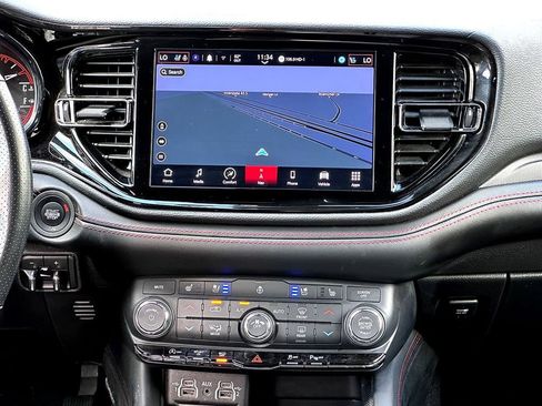 Used 2024 Dodge Durango GT image 28