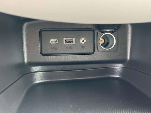 Certified 2024 Chevrolet Equinox LS w/ LS Convenience Package image 32