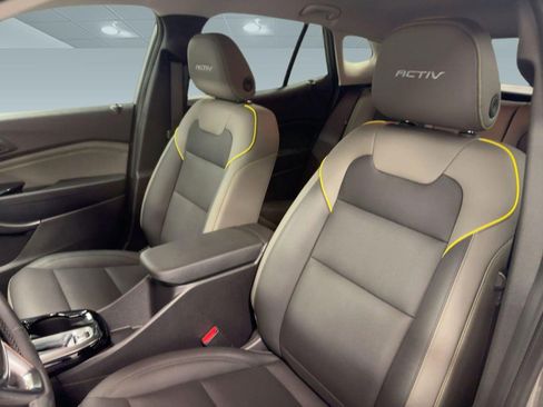 Used 2024 Chevrolet Trax ACTIV w/ Driver Confidence Package image 22