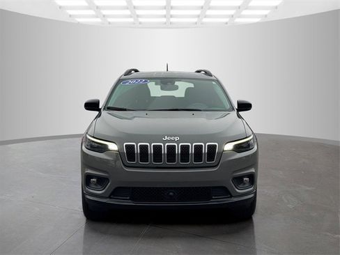 Certified 2022 Jeep Cherokee Latitude Lux image 2