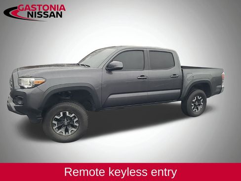Used 2022 Toyota Tacoma TRD Off-Road image 7