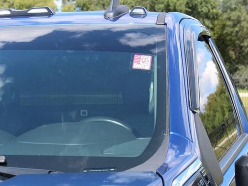 Used 2022 GMC Sierra 3500 SLE w/ SLE Convenience Package image 6