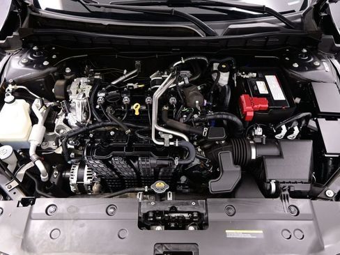 Used 2024 Nissan Altima 2.5 SV FWD image 32
