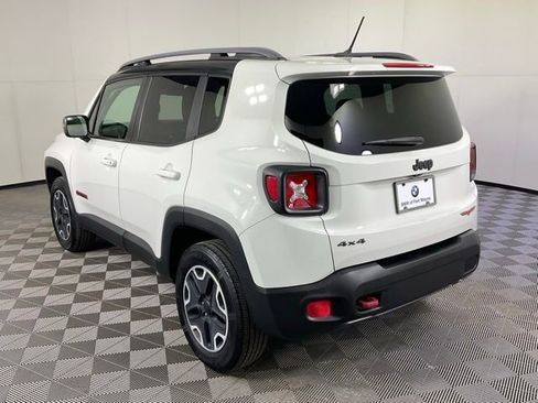 Used 2015 Jeep Renegade Trailhawk w/ Premium Leather Group image 4
