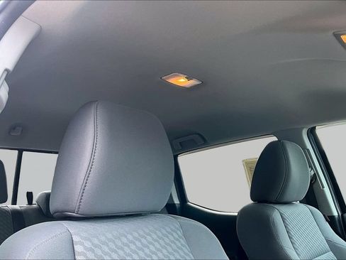 Used 2021 Toyota Tacoma SR5 AWD/4WD image 28