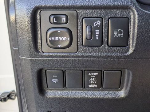 Used 2020 Toyota 4Runner 4WD image 24