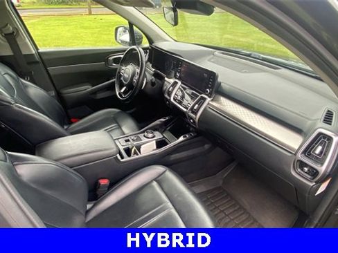 Used 2022 Kia Sorento S image 13