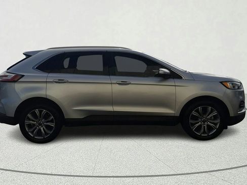 Used 2019 Ford Edge Titanium w/ Cargo Accessory Package FWD image 7