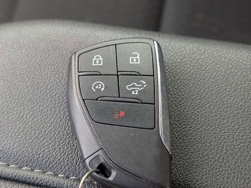 Used 2022 Chevrolet Silverado 1500 RST AWD/4WD image 30