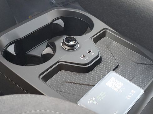 New 2026 BMW iX xDrive60 w/ M Sport Package image 26