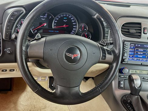 Used 2007 Chevrolet Corvette Convertible w/ Preferred Equipment Group image 18