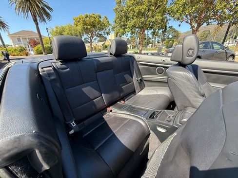 Used 2011 BMW M3 Convertible RWD image 35
